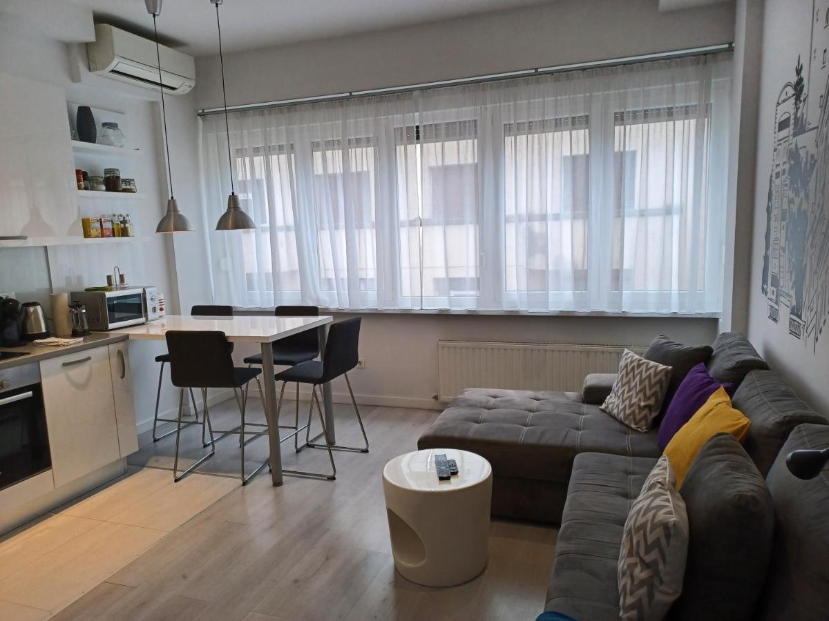 Apartment Daphne ซาเกร็บ ภายนอก รูปภาพ